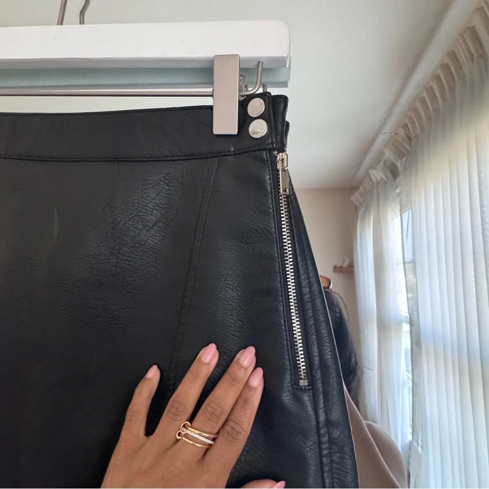 ZARA Black Leather Skirt Size S - Picture 5 of 9
